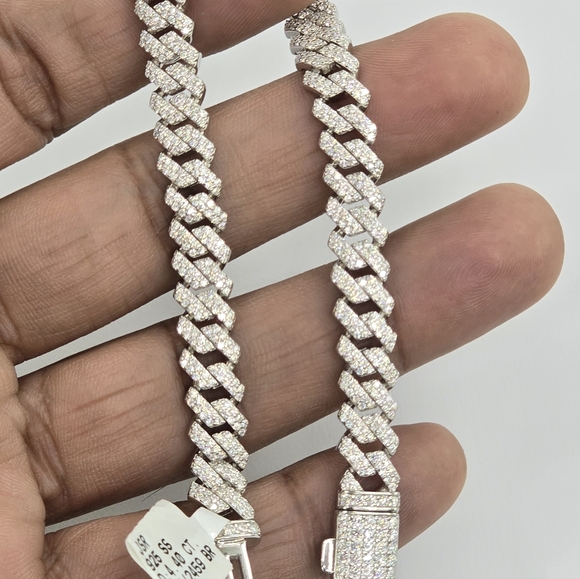 925 Sterling Silver Moissanite Diamond Cuban Bracelet - Picture 7 of 9